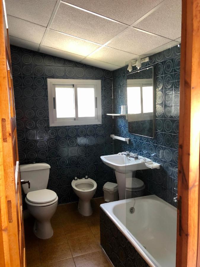 Hostal Pirineos Meliz Б'єльса Екстер'єр фото